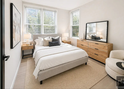 East 58 Street - Photo 1