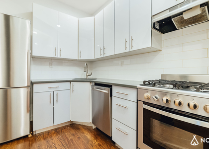 410 Eastern Pkwy - Photo 1