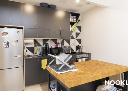 978 Kent Ave - Photo 1