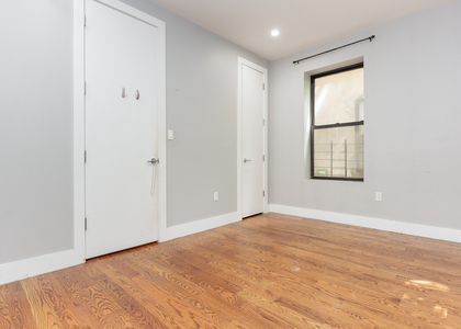 102 Rogers Ave - Photo 1