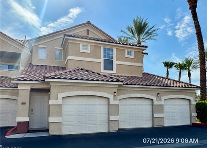 5855 Valley Drive - Photo 1