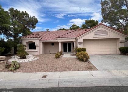 2716 Legend Drive - Photo 1