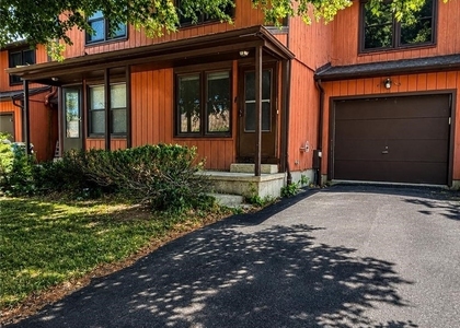 1 Robin Road - Photo 1