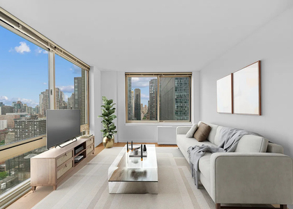 West 54th Street - Photo 1