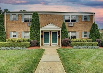 728 Greens Avenue - Photo 1