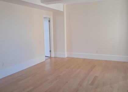 West 79 Street - Photo 1
