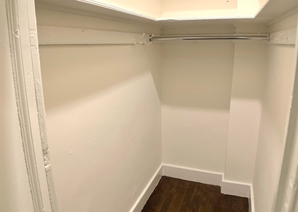 West 55 Street - Photo 1