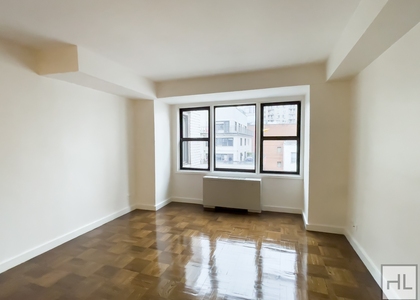 East 63 Street - Photo 1
