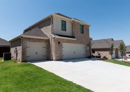 507 Reatta Drive - Photo 1