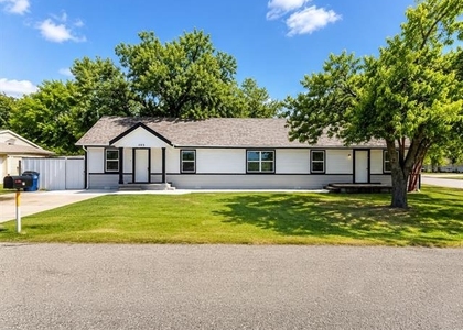 409 Jefferson Avenue - Photo 1