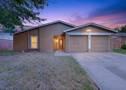 5620 Norris Street - Photo 1
