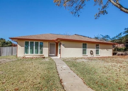 105 Waits Circle - Photo 1
