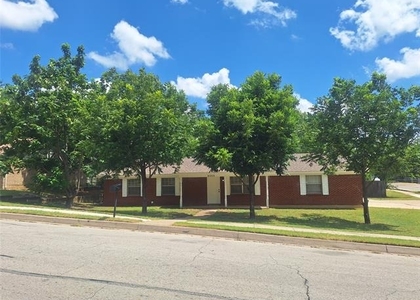 6005 Barry Drive - Photo 1