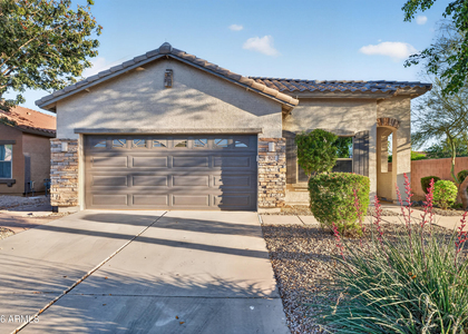 921 W Dana Drive - Photo 1