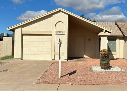 3014 W Runion Drive - Photo 1