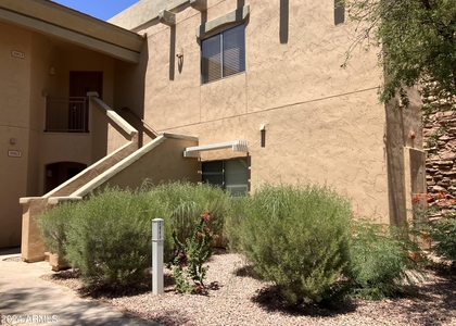 16801 N 94th Street - Photo 1