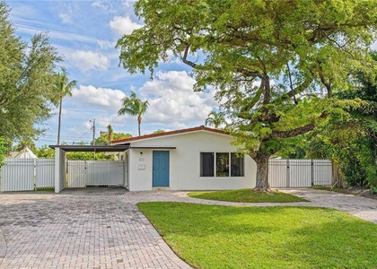 332 Nw 26th Court - Photo 1