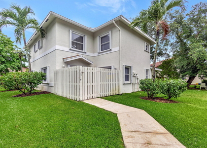 13814 Yarmouth Drive - Photo 1