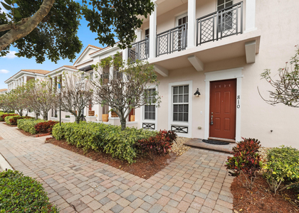 810 Nw 83rd Lane - Photo 1