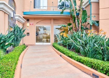 580 W Main - Photo 1