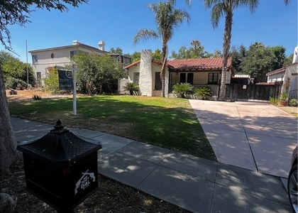 484 W 25th - Photo 1