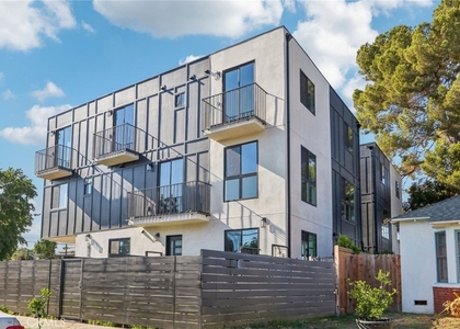 10719 Addison Street - Photo 1