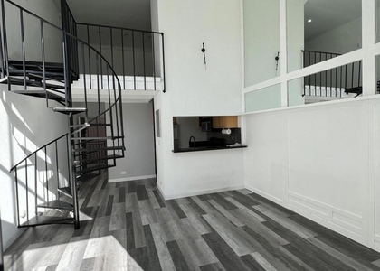 1440 Veteran Avenue - Photo 1