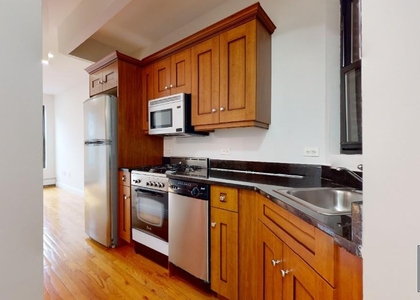 West 54 Street - Photo 1