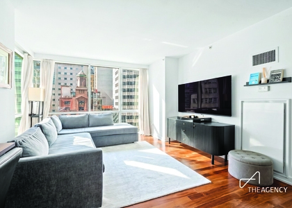 60 E 55th Street - Photo 1