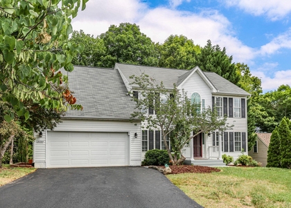 10205 N Hampton Lane - Photo 1