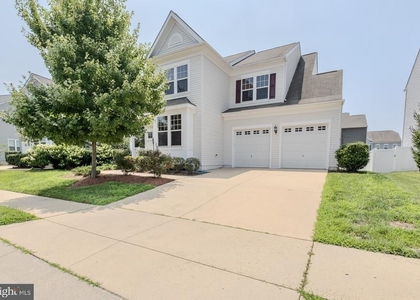 43699 Sweetbay Street - Photo 1
