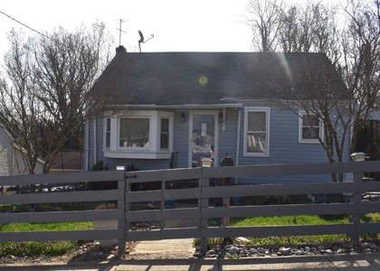416 Topeka Avenue - Photo 1