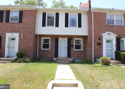 1120 Linkside Drive - Photo 1