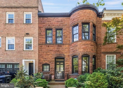 2426 I Street Nw - Photo 1