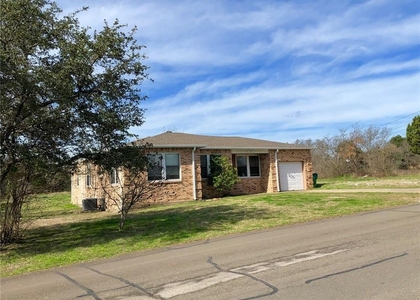 307 S Mustang Ave - Photo 1