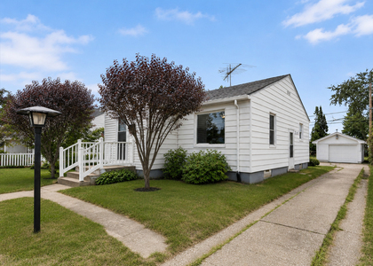 1814 Nicholson Street - Photo 1
