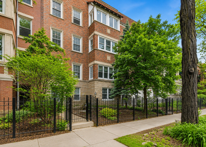 6914 N Sheridan Road - Photo 1