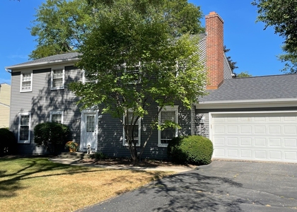 102 N Stauffer Drive - Photo 1