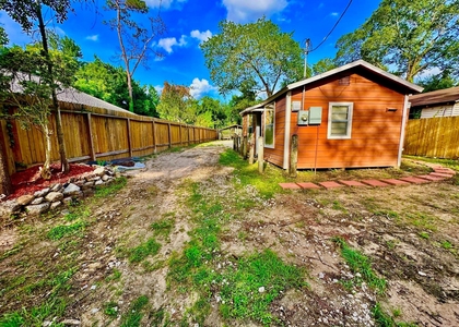 19422 Borders Drive - Photo 1