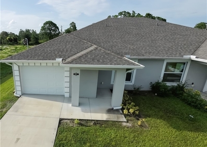 941 Jaguar Boulevard - Photo 1