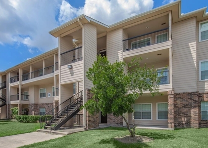 11355 Richmond Avenue - Photo 1