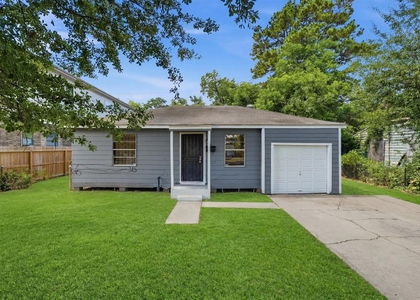 5326 Wenda Street - Photo 1