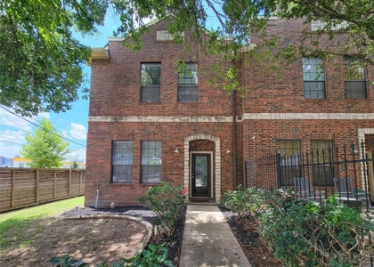 1414 Emancipation Avenue - Photo 1