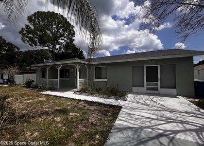 660 Fernandina Street Nw - Photo 1