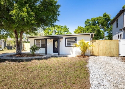 4427 W Oklahoma Avenue - Photo 1