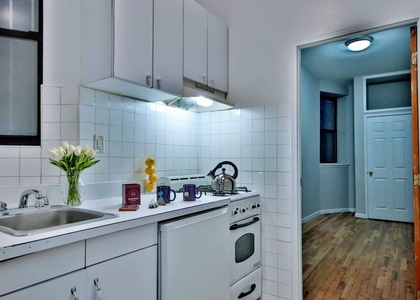 East 7th Street - Photo 1