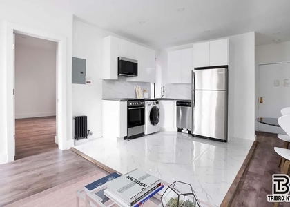 1719 East 8th Street - Photo 1