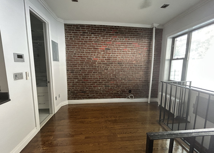 3rd Avenue/ East 13th Street - Photo 1