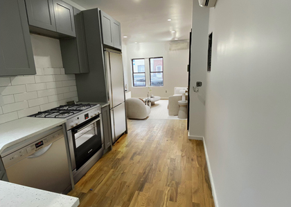 1721 East 8th Street - Photo 1