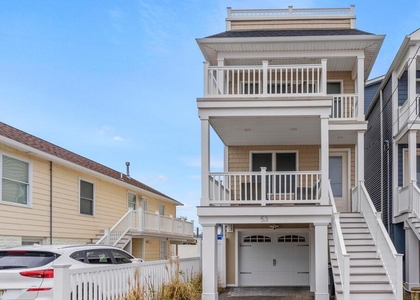 53 Sheridan Avenue - Photo 1